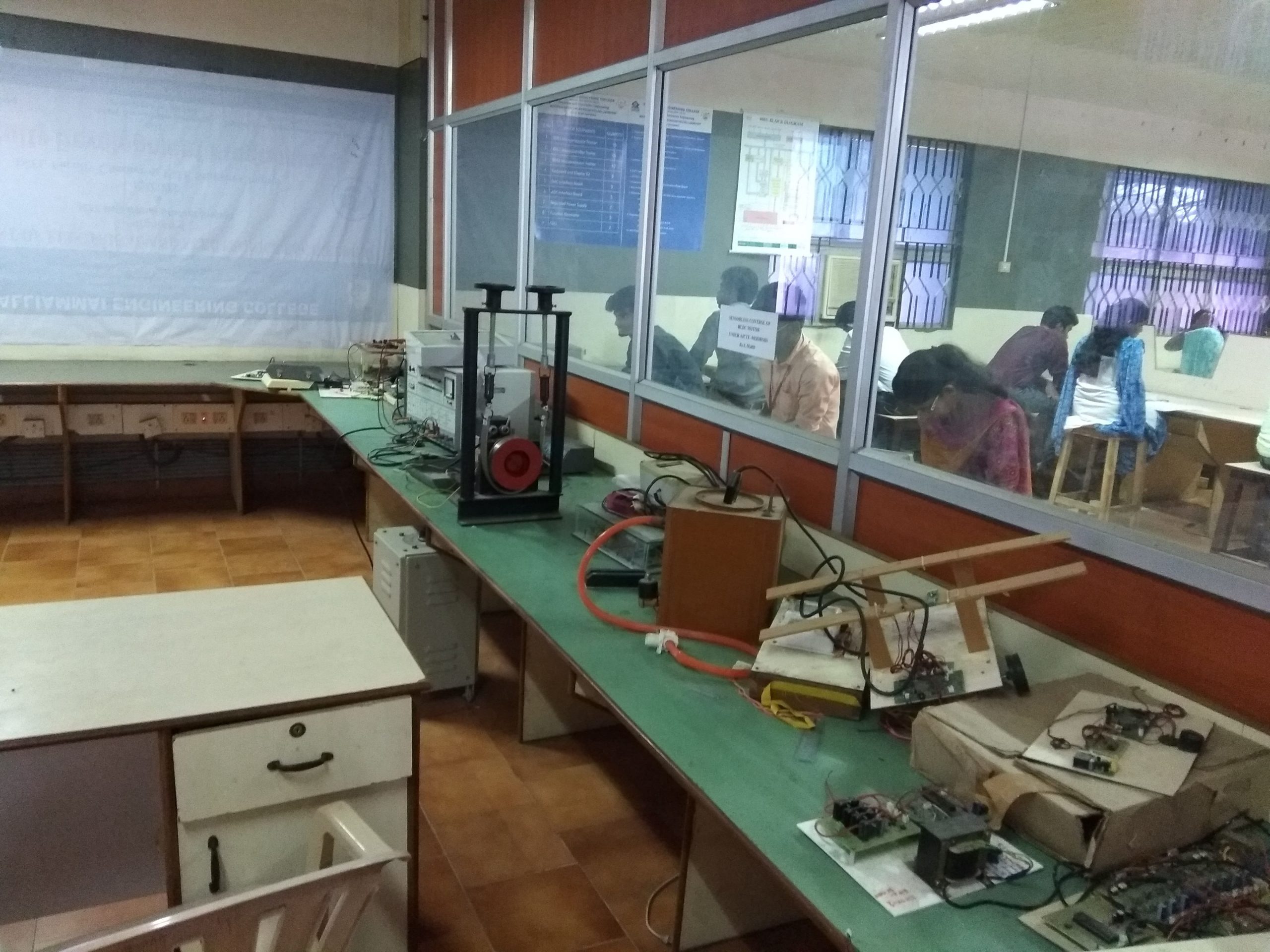 rd-laboratory-min rd-laboratory-min